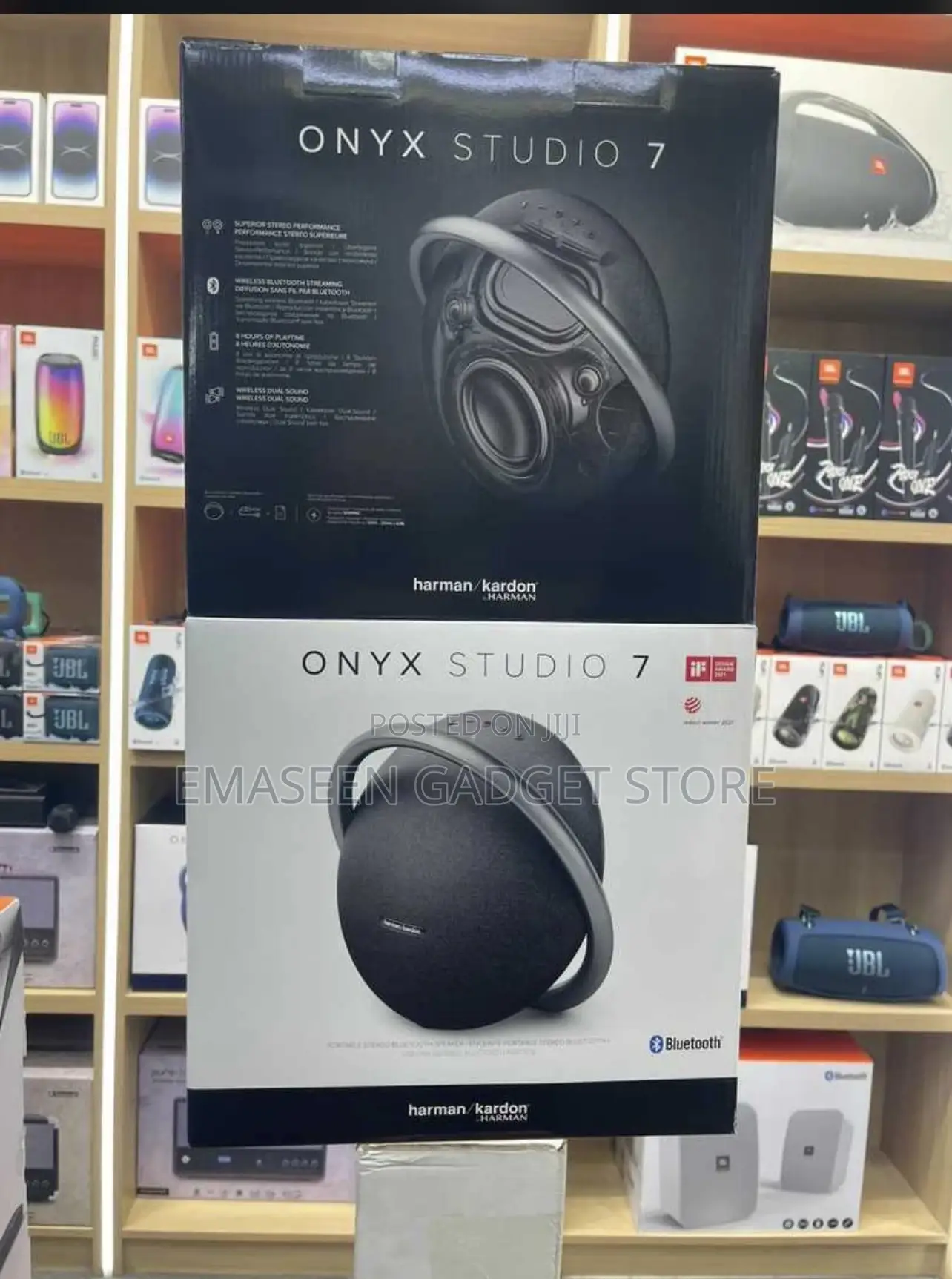 Onyx Studio 7