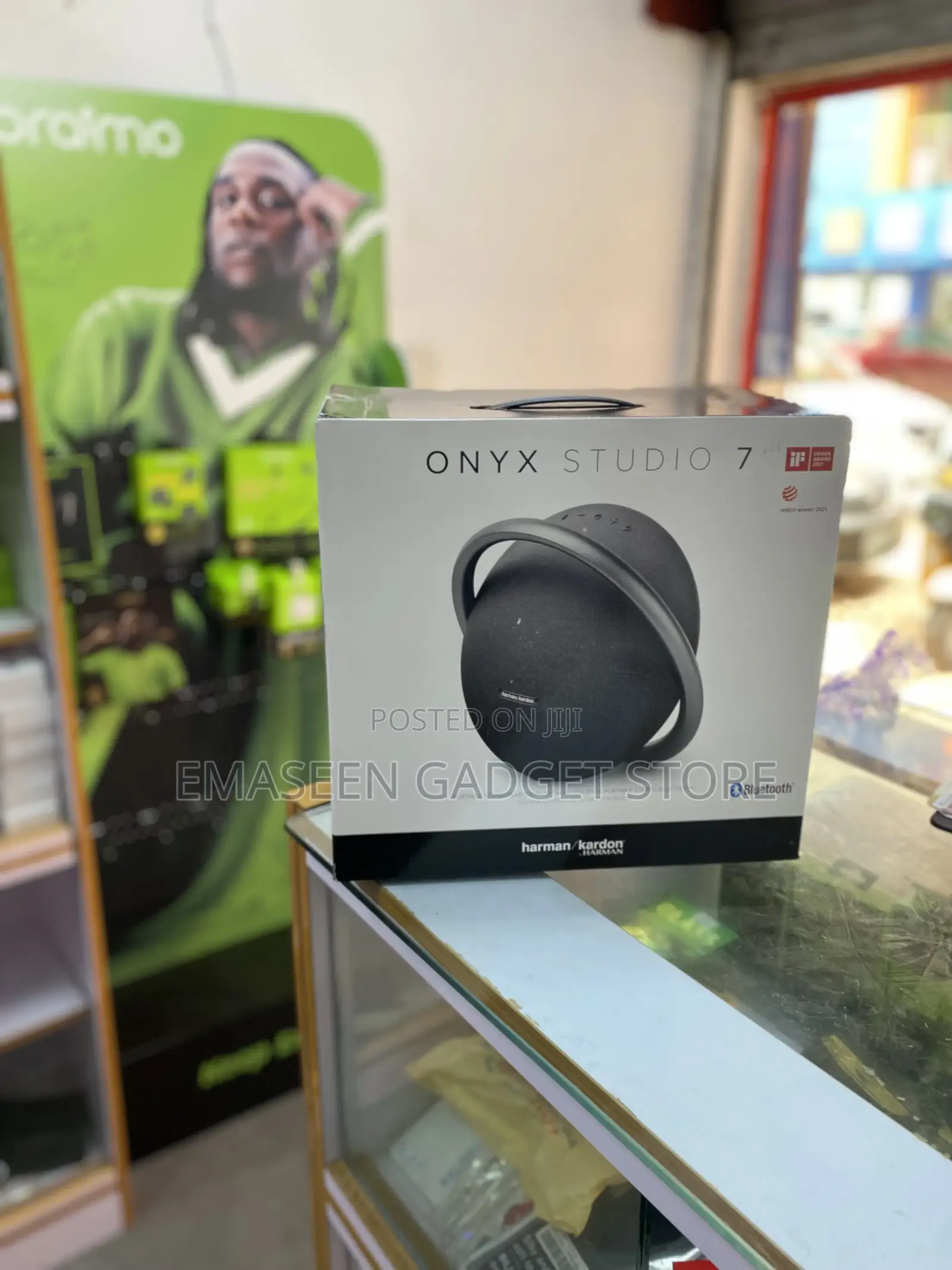 Onyx Studio 7