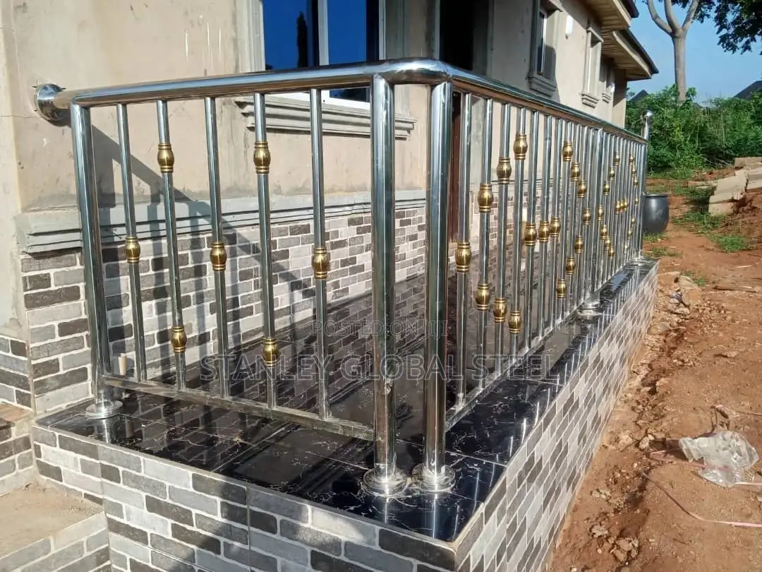 Stainless Rails Big Ball Designs