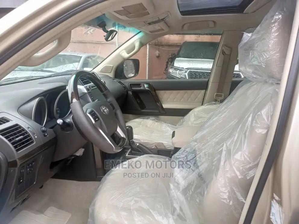 Toyota Land Cruiser Prado 3.0 D-4D (190 Hp) 7 seats 2015 Gold