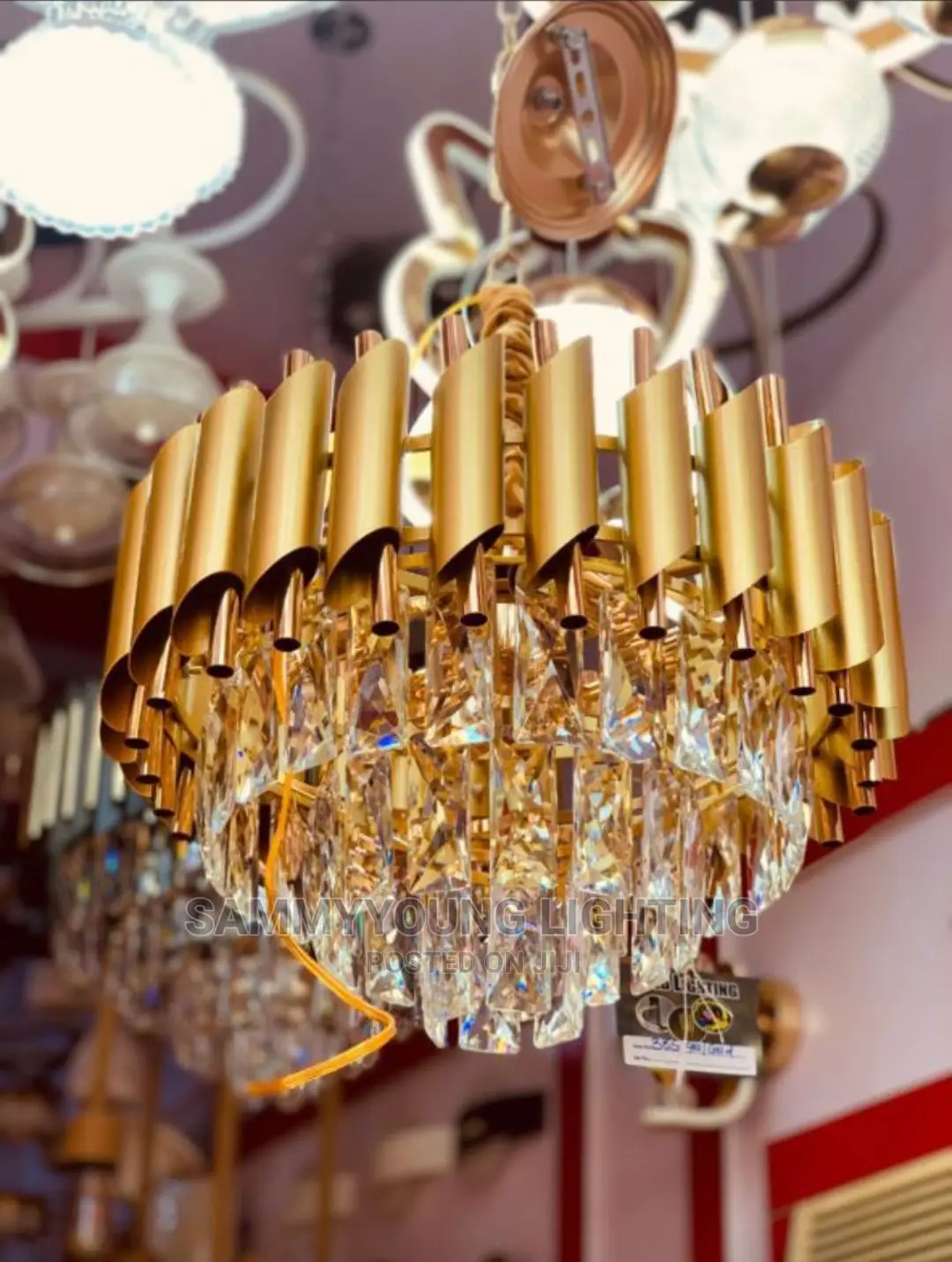 Luxury Quality Modern Mounted Crystal Gold Chandelier Light