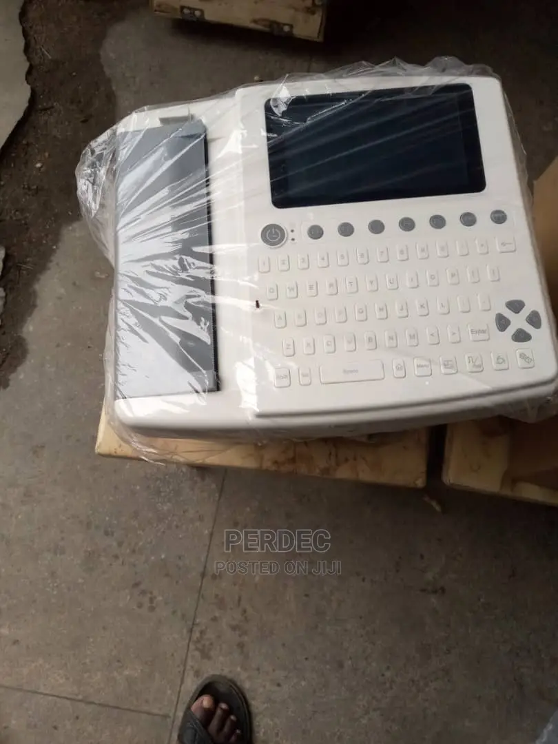 12 Channels ECG Machines