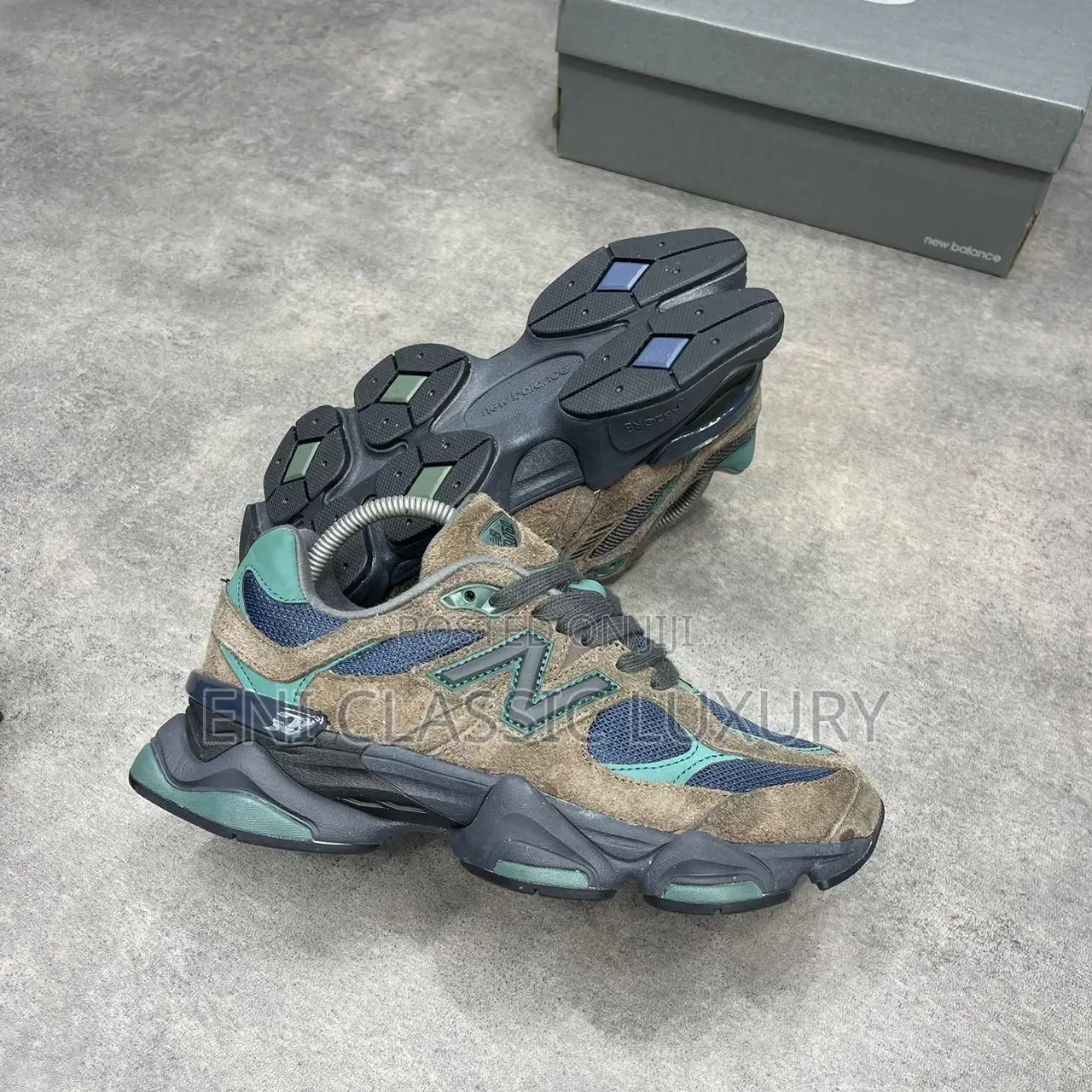 Original New Balance Sneakers