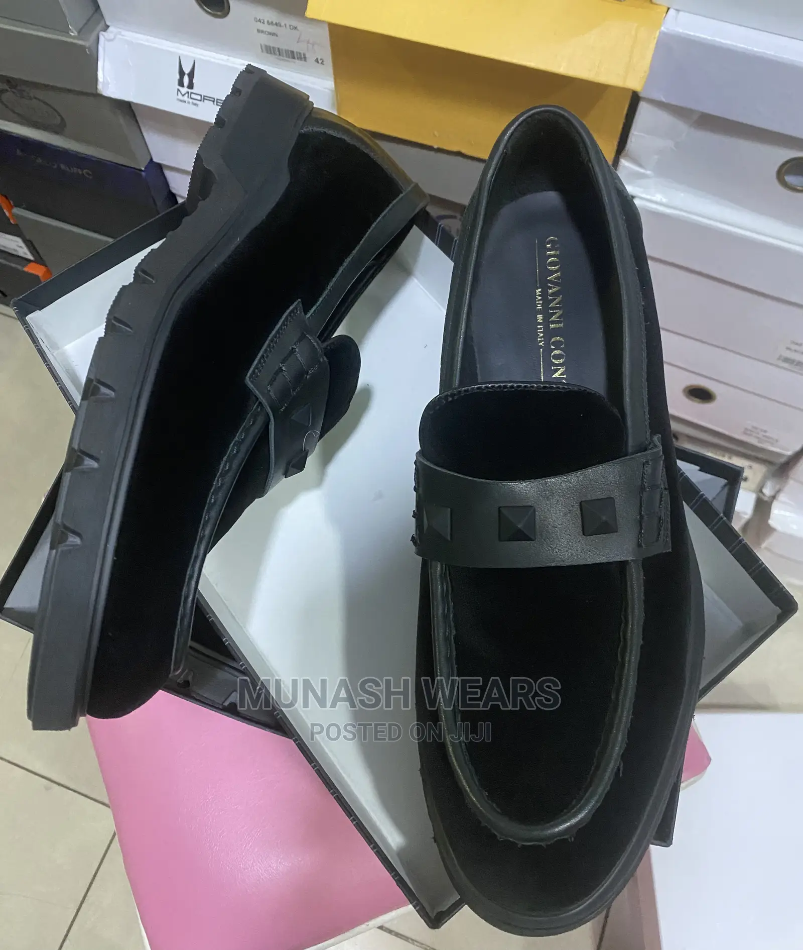 Italian Velvet Giovanni Conti Shoe