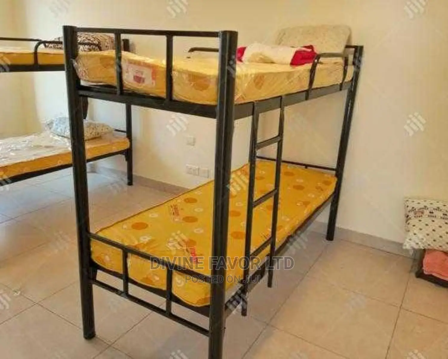 Detachable Metal Bunk Bed for Family House ( 3x6 Feet)