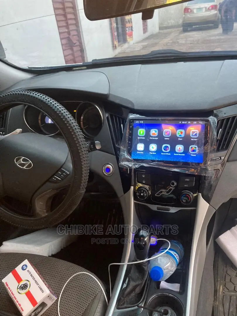 Hyundai Sonata 2011-2014 Navigation Android/Reverse Camera