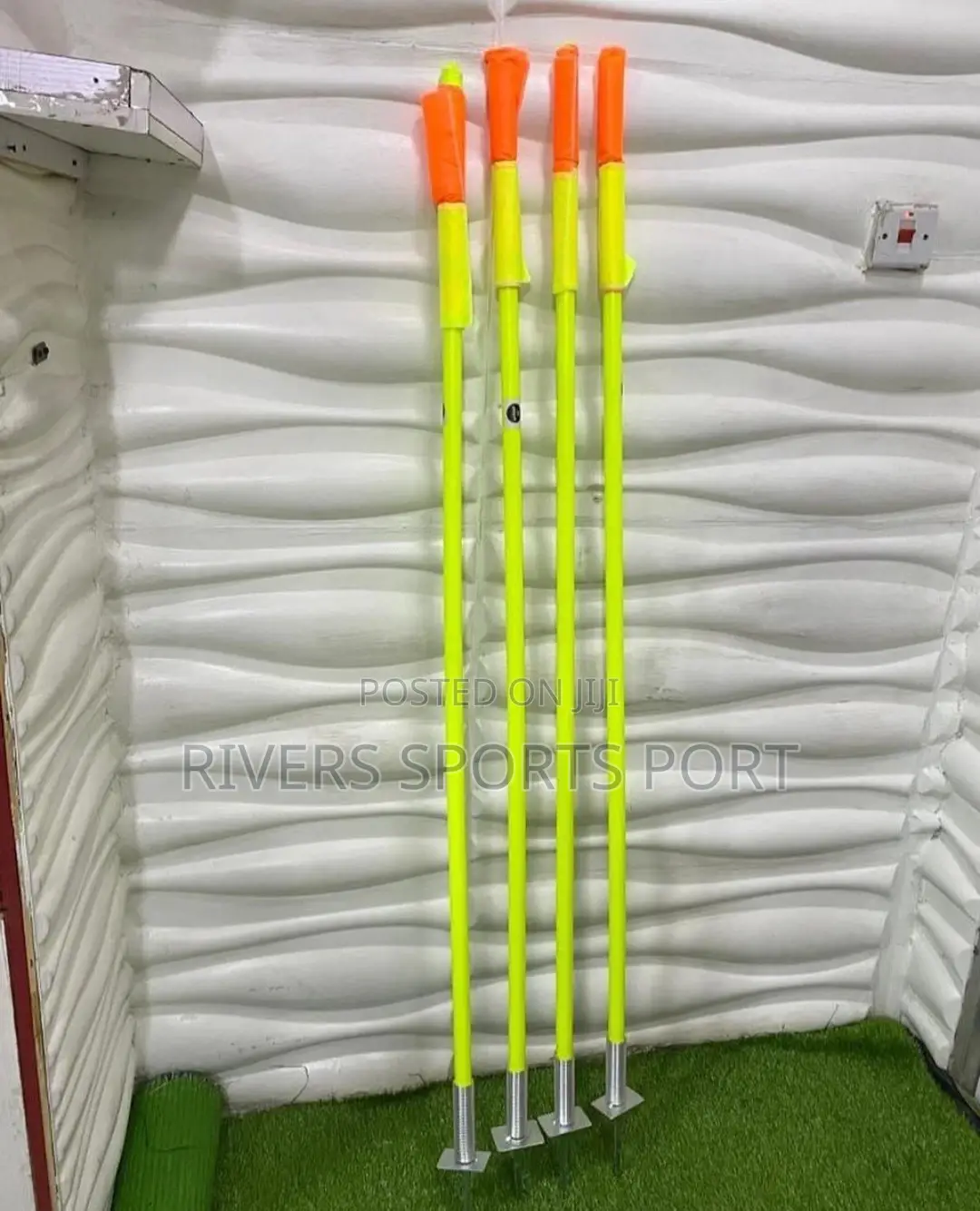 Deluxe Corner Flag With Springs Set of 4. Brand New
