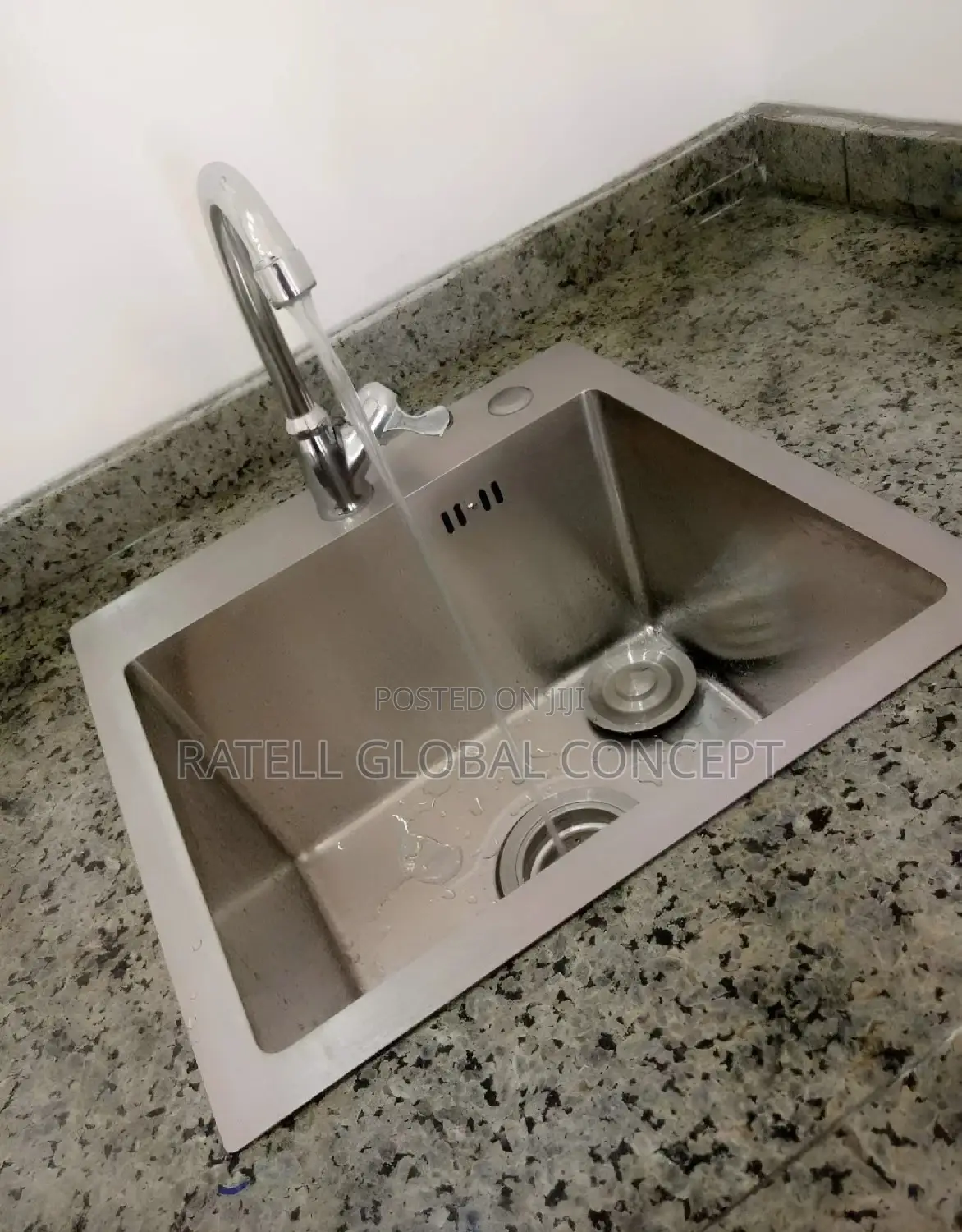 Single Bowl Handmade Kitchen Sink (Satin)