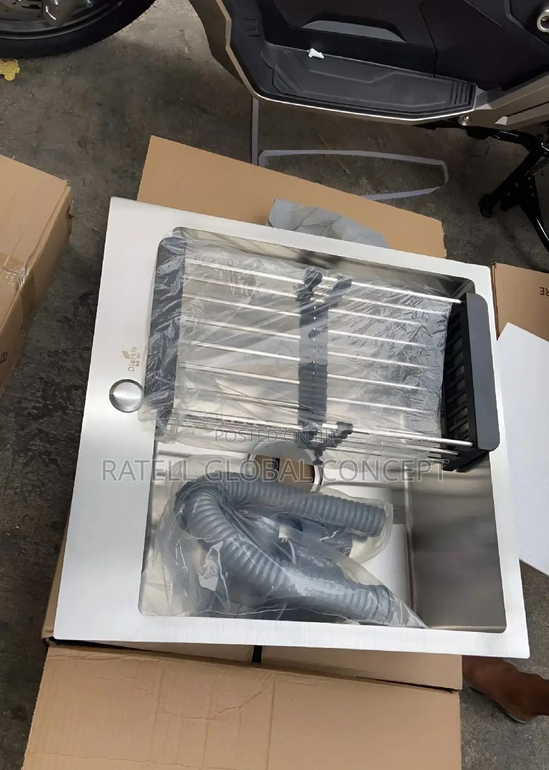 Single Bowl Handmade Kitchen Sink (Satin)