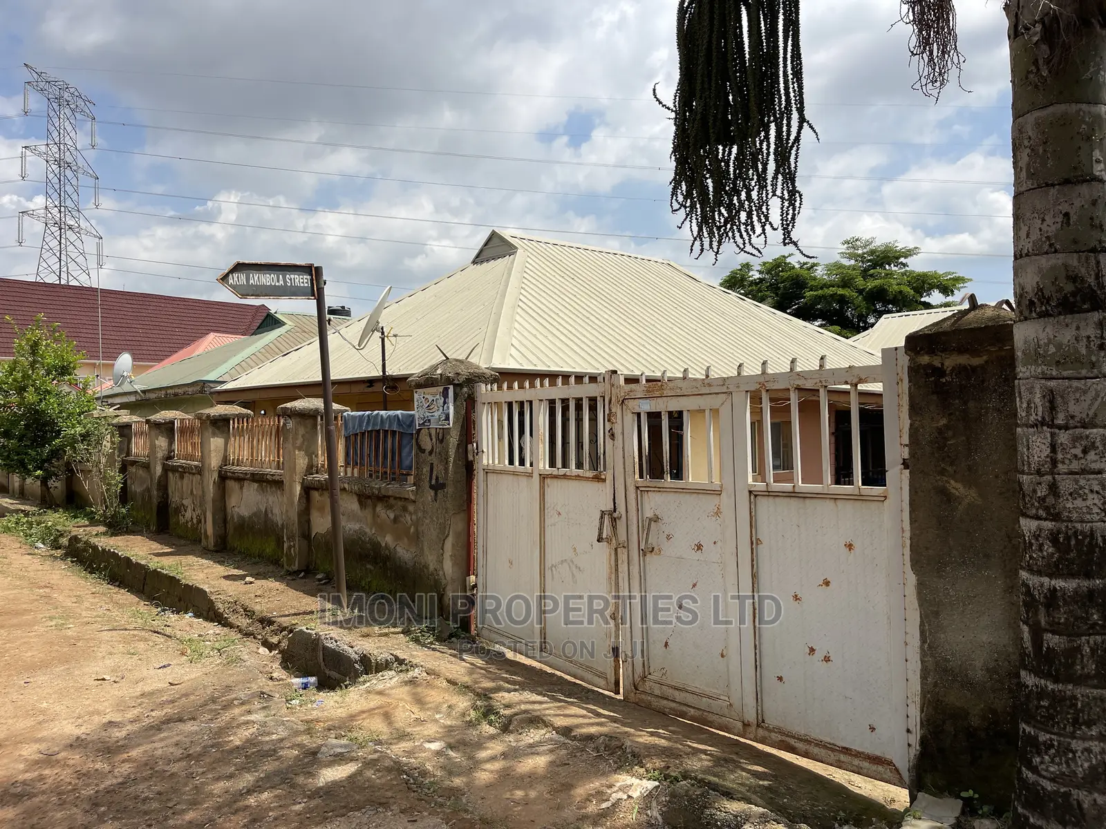3bdrm Bungalow in Dutse Sagwari for sale