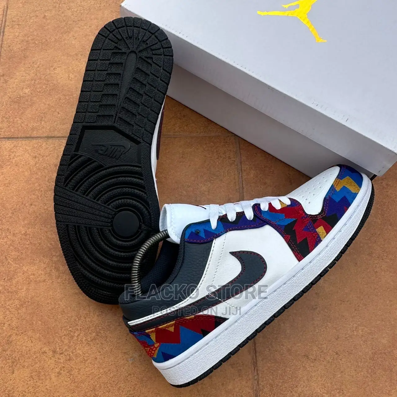 Original Air Jordan 1 Low Retro Nothing But Net Sneakers