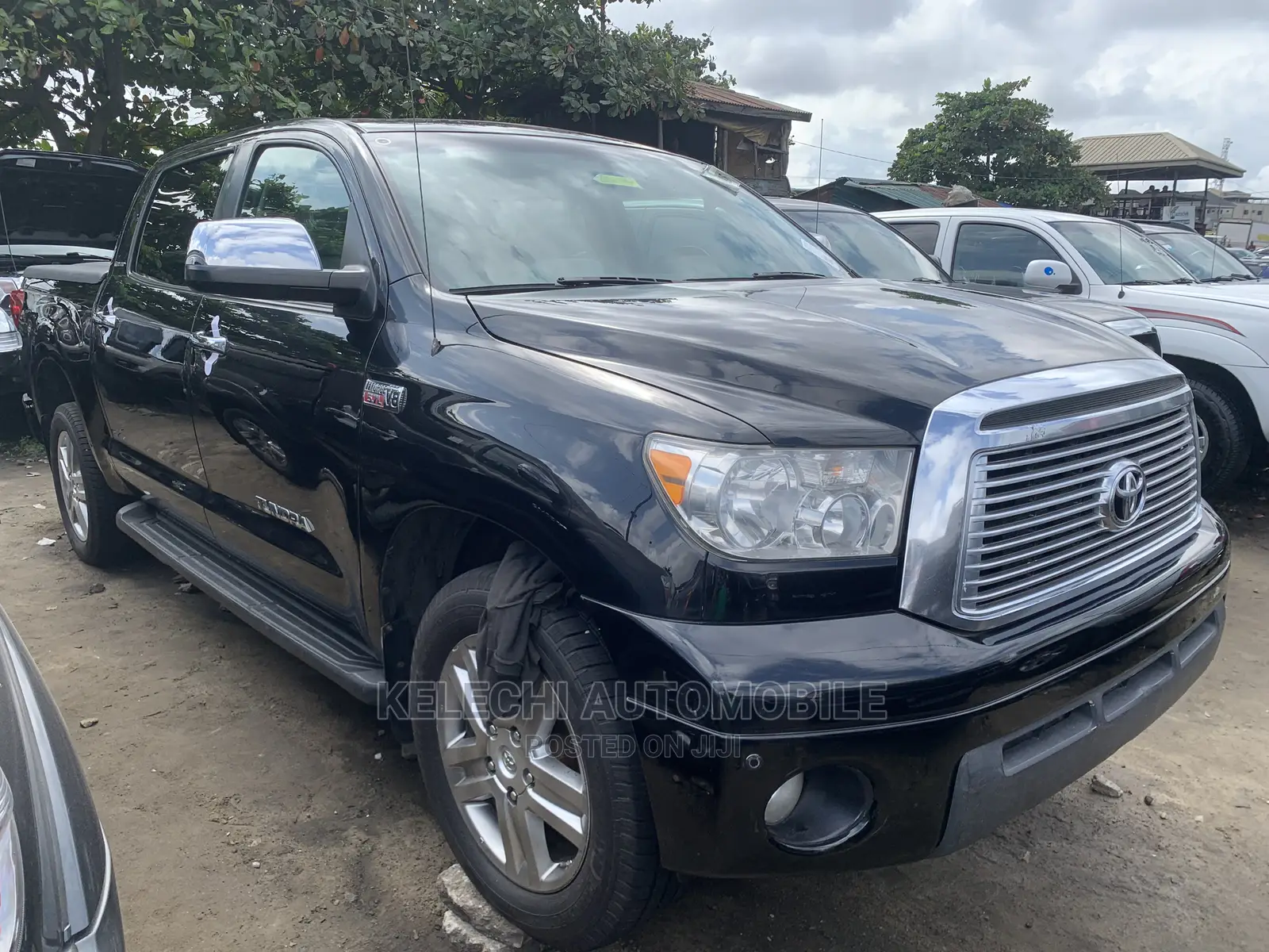 Toyota Tundra CrewMax 4x4 Limited 2010 Black