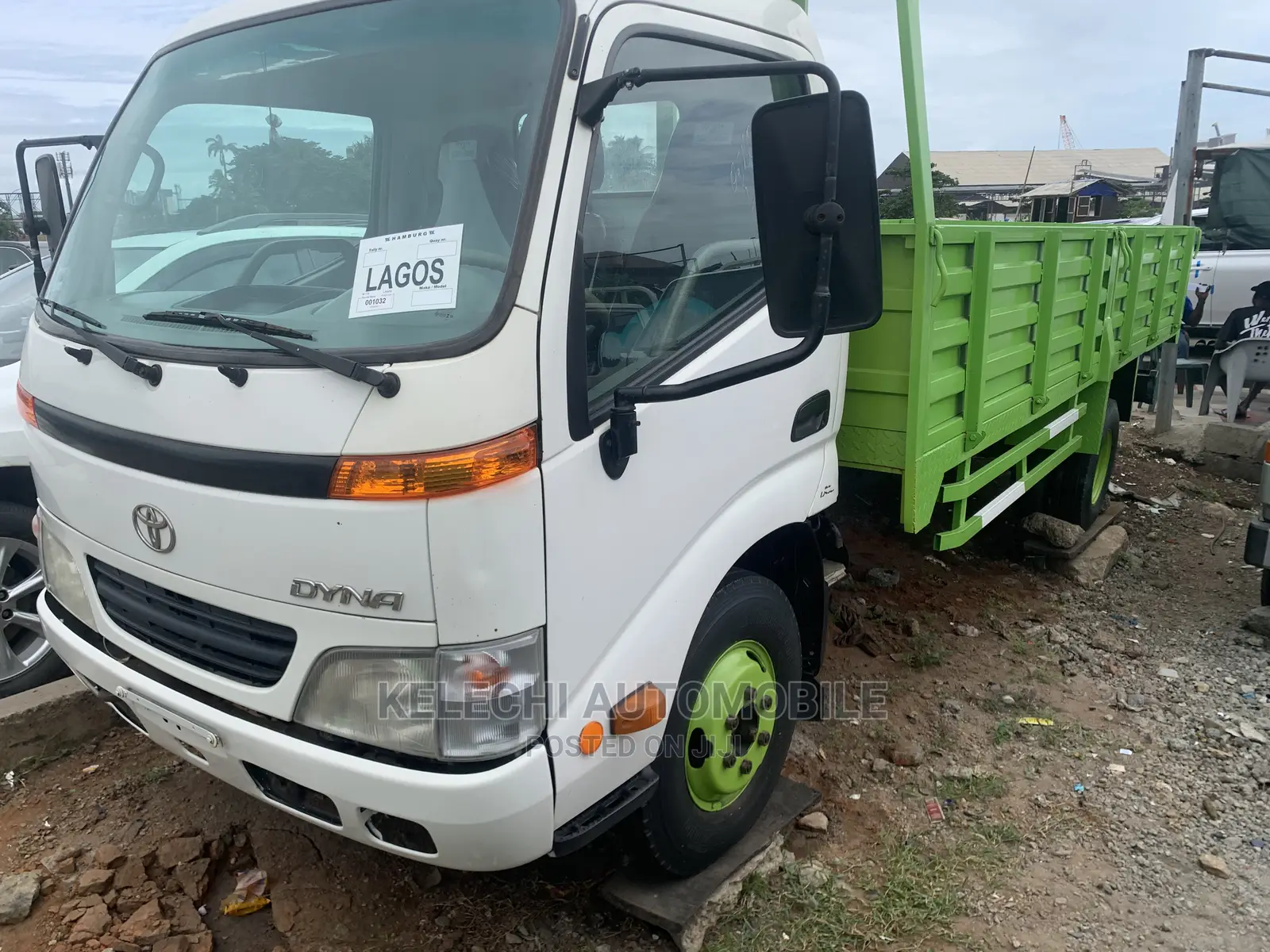 Toyota Dyna 2005 White