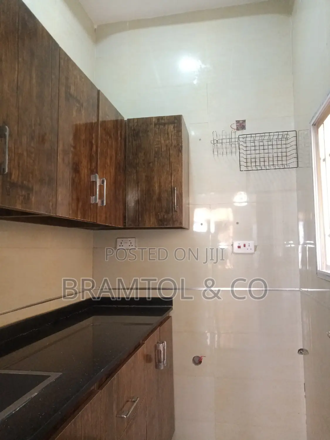 1bdrm Block of Flats in Idu Industrial for rent