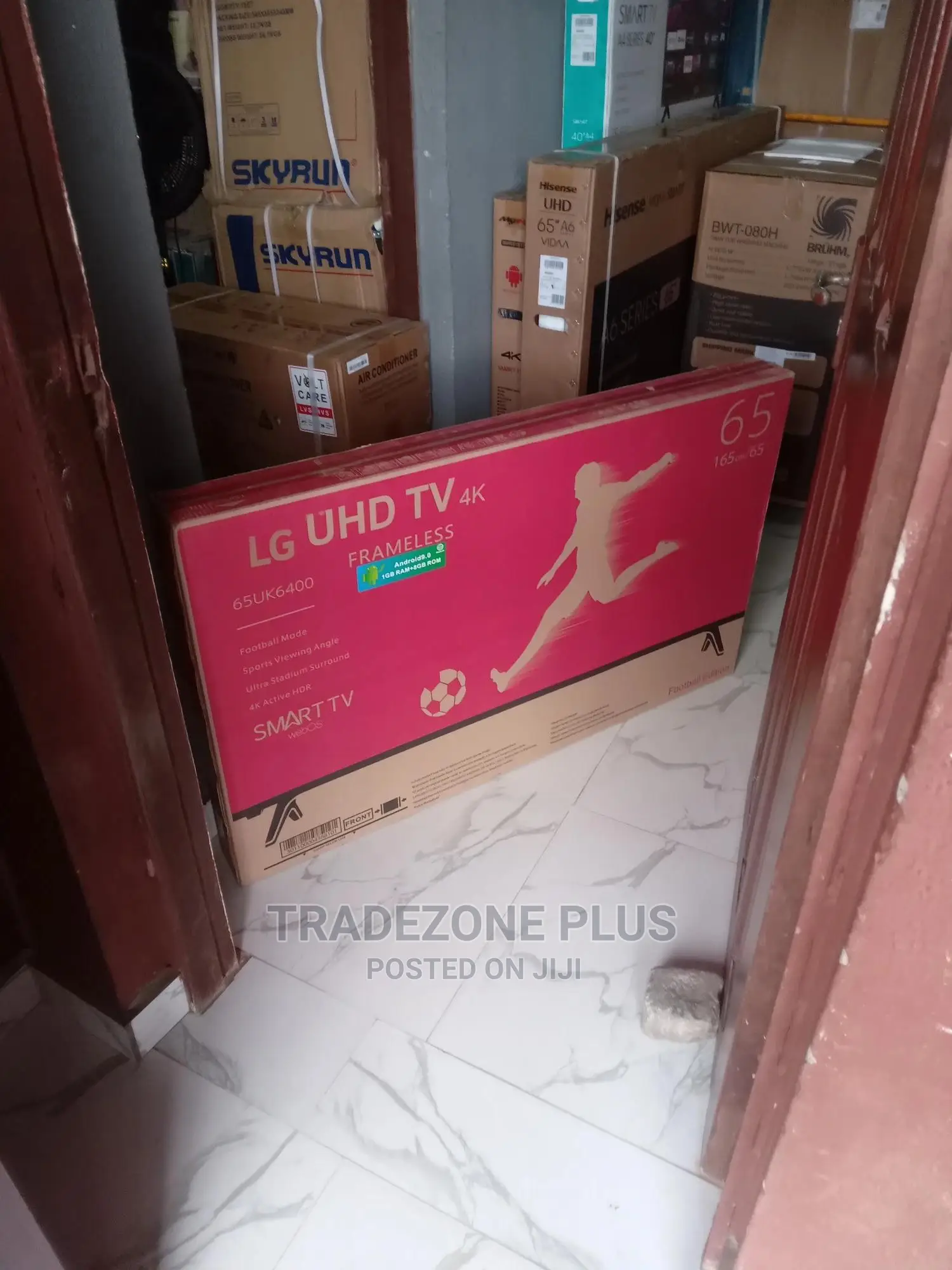 The New 65 Inch Lg Smart Tv+Netflix+Youtube+Av
