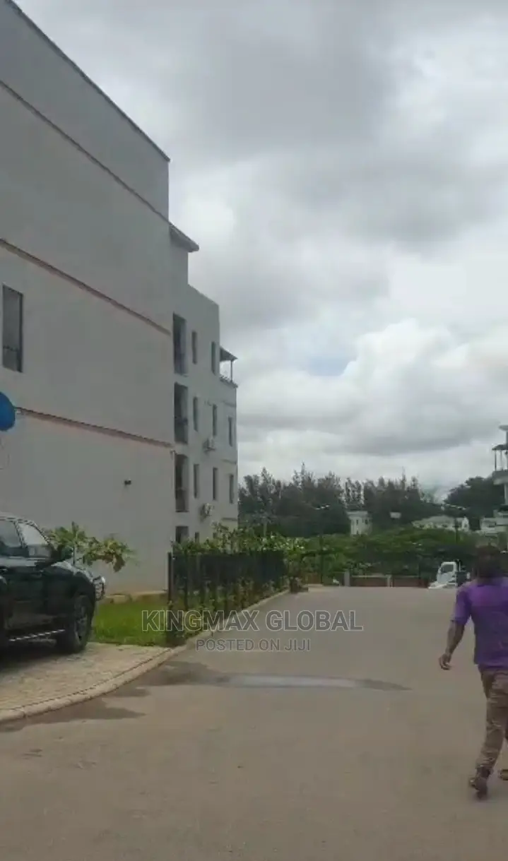 5bdrm Duplex in Jabi for sale