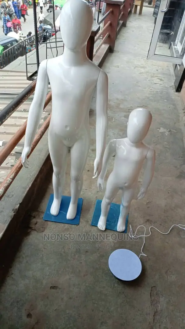 Unisex Glossy White Kiddies Dummy