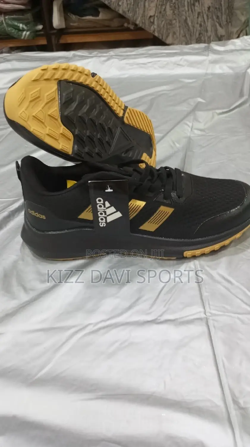 Original Adidas Sports Canvas