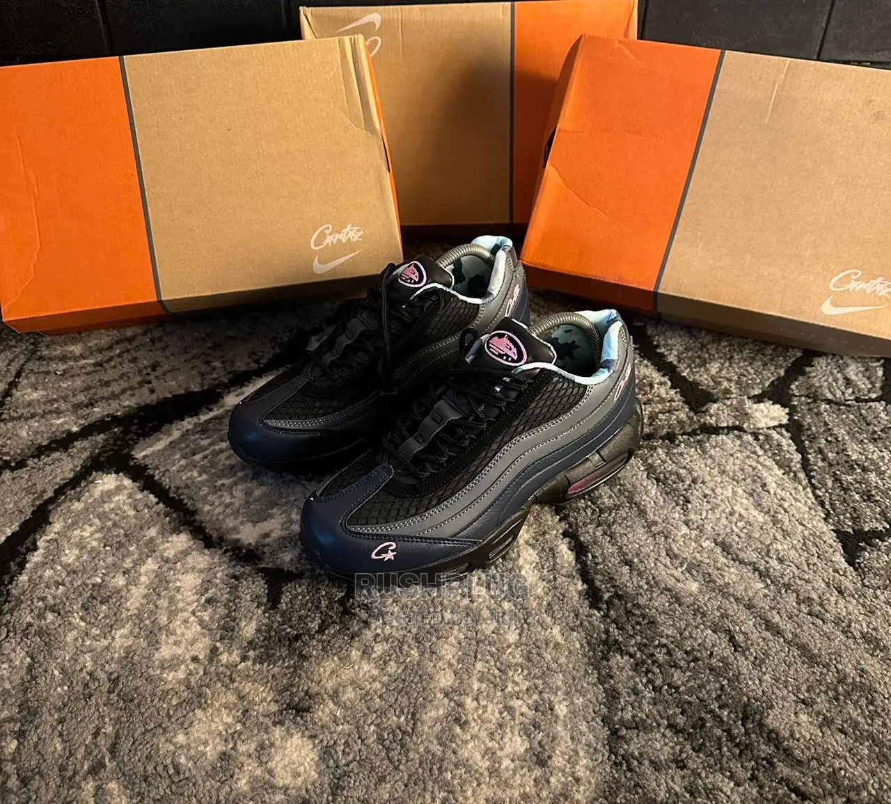 Corteiz X Nike Airmax 95 "Pink Beam” Sneakers