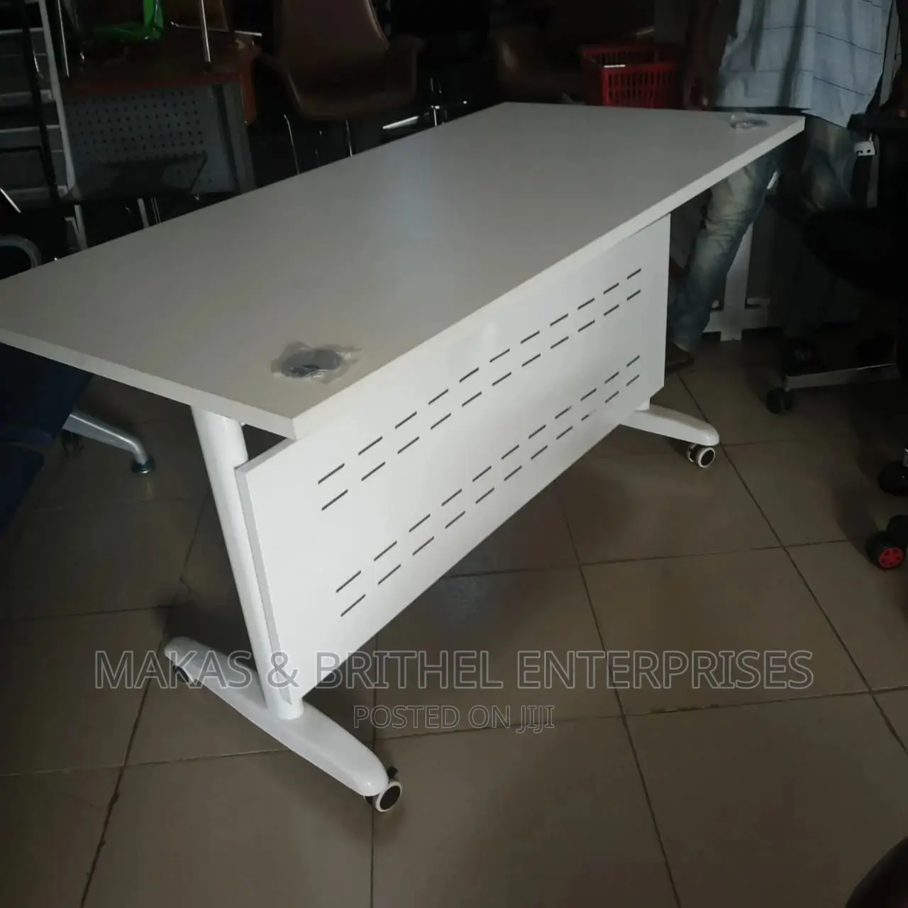 1.6miters Trollying Legs Boss Office Desk