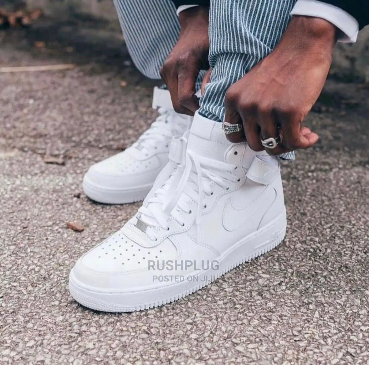 Top Quality Nike Air Force 1”Mid Triple White “ Sneakers