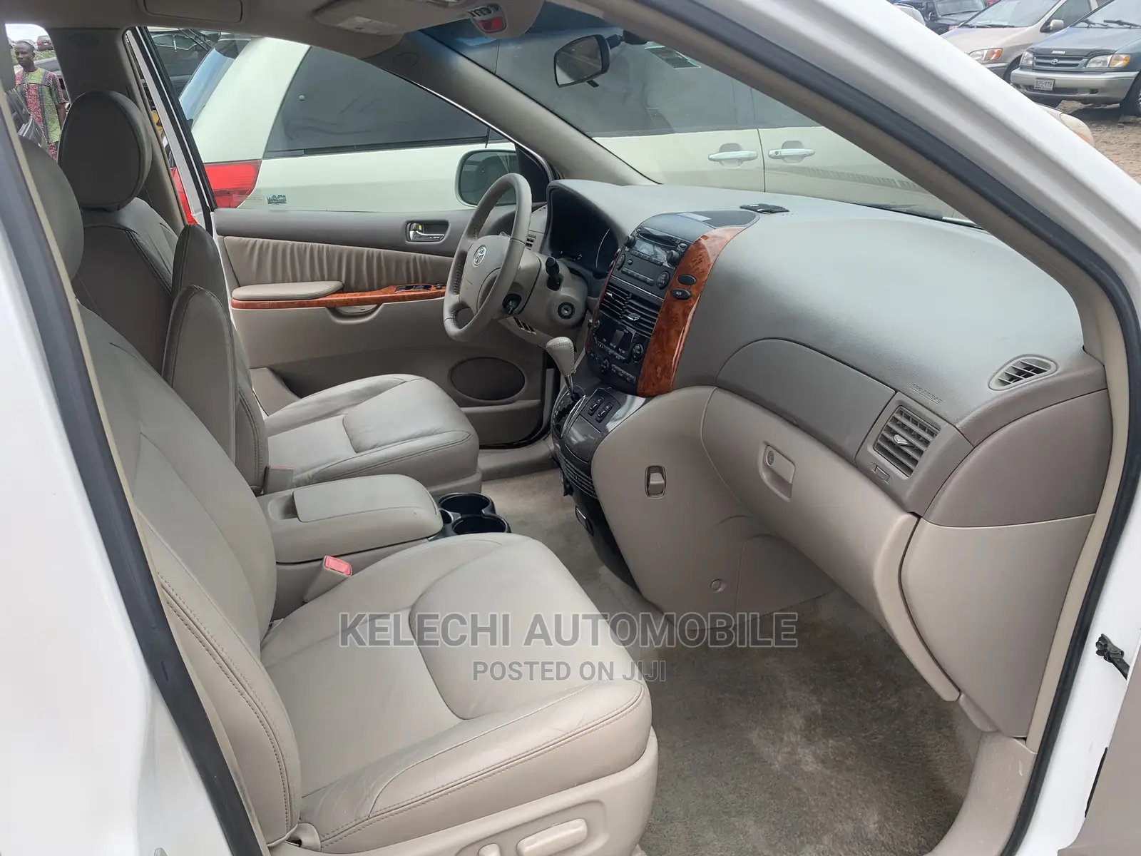 Toyota Sienna XLE AWD 2006 White