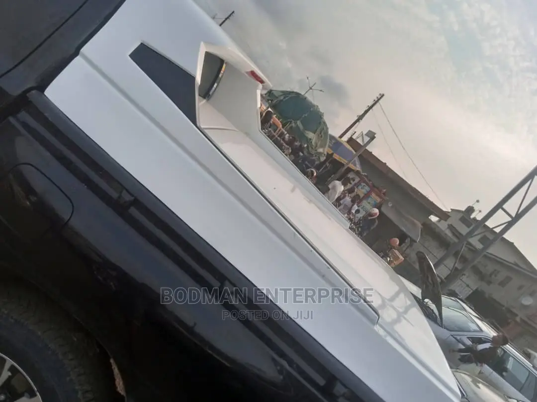 Dubai Boot Cover for Toyota Hilux! =