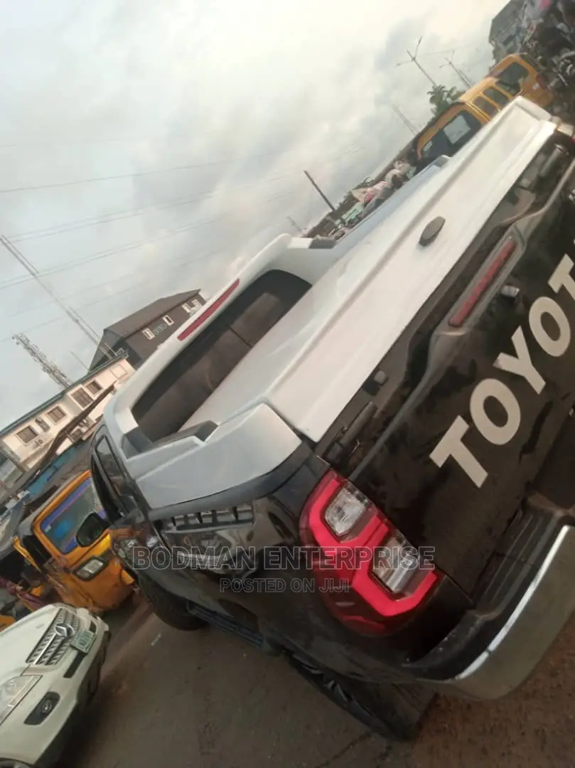 Dubai Boot Cover for Toyota Hilux! =