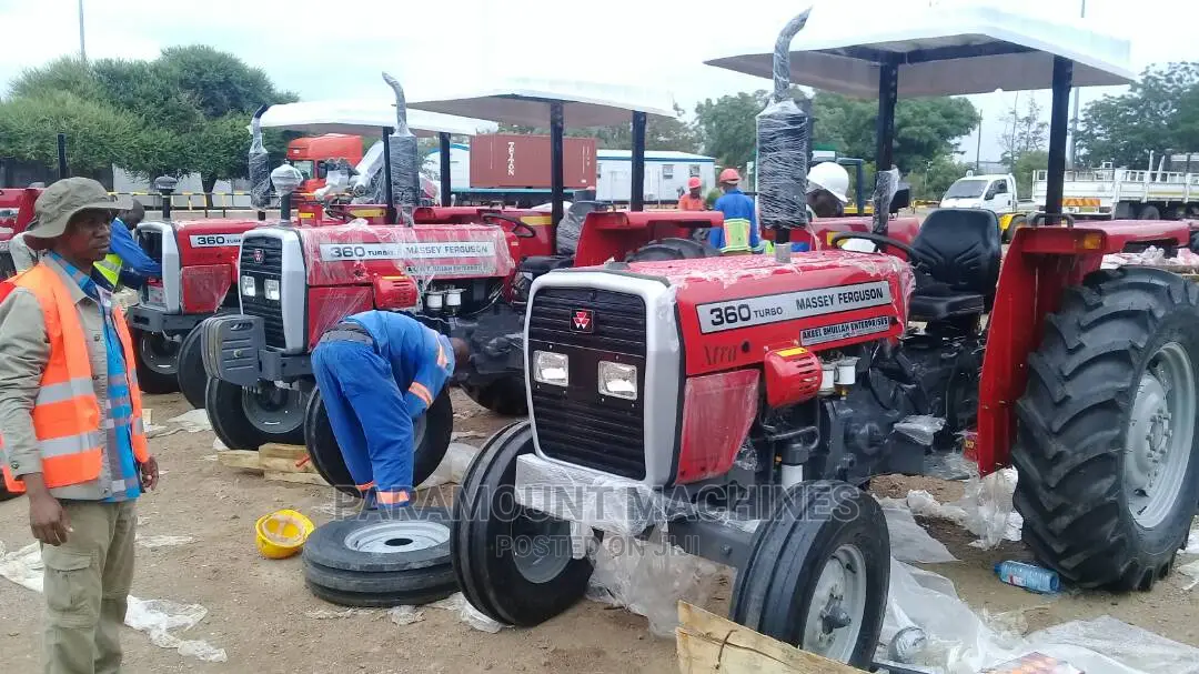 Massey Ferguson Mf375