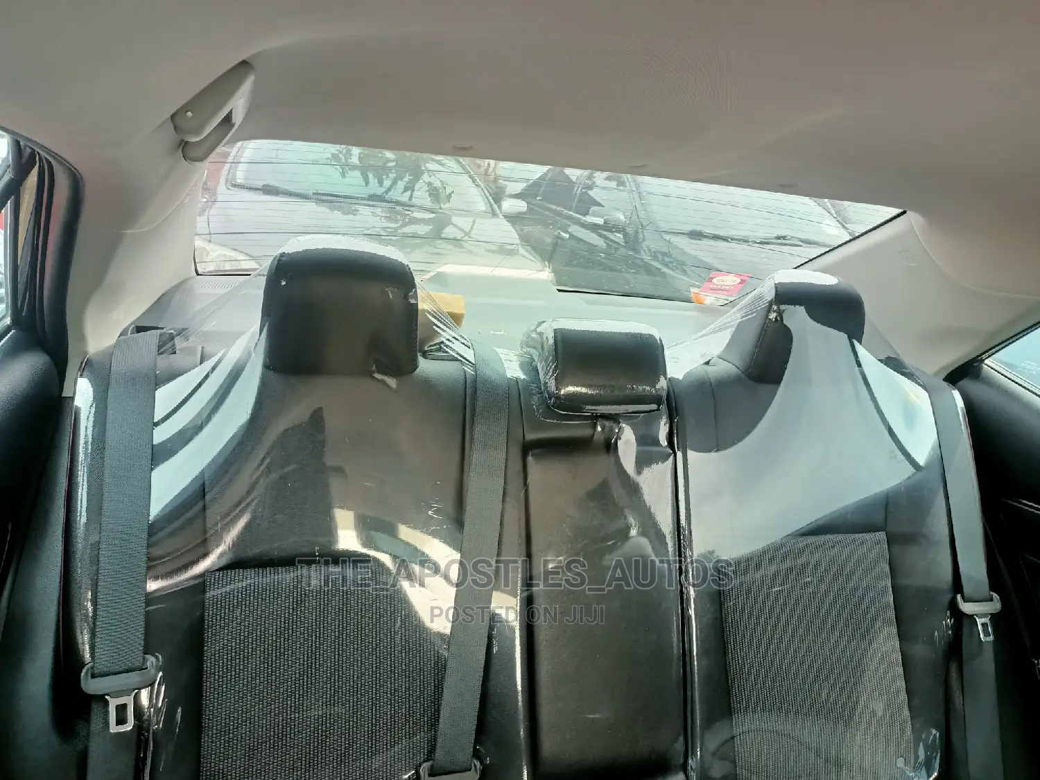 Toyota Corolla SE (1.8L 4cyl 6M) 2018 Burgundy