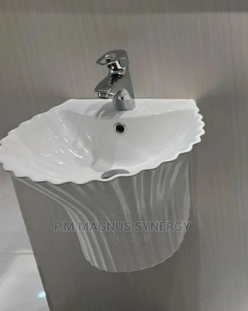 England Standard Hanging Wash Hand Basin.