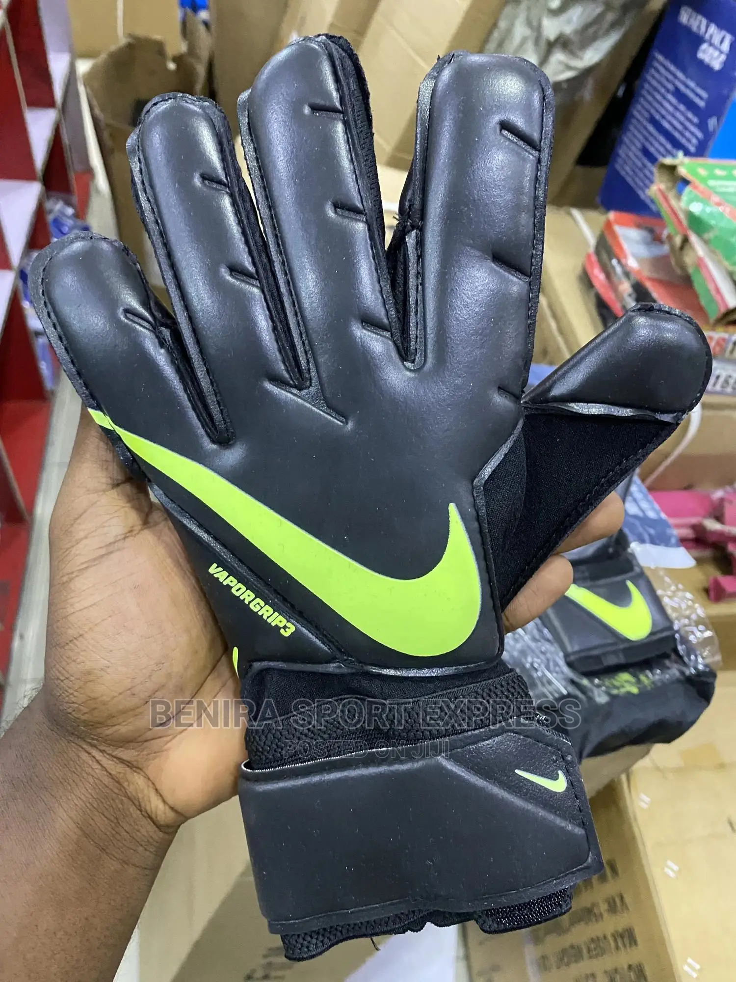 Goal Keepers Gloves ( 004)