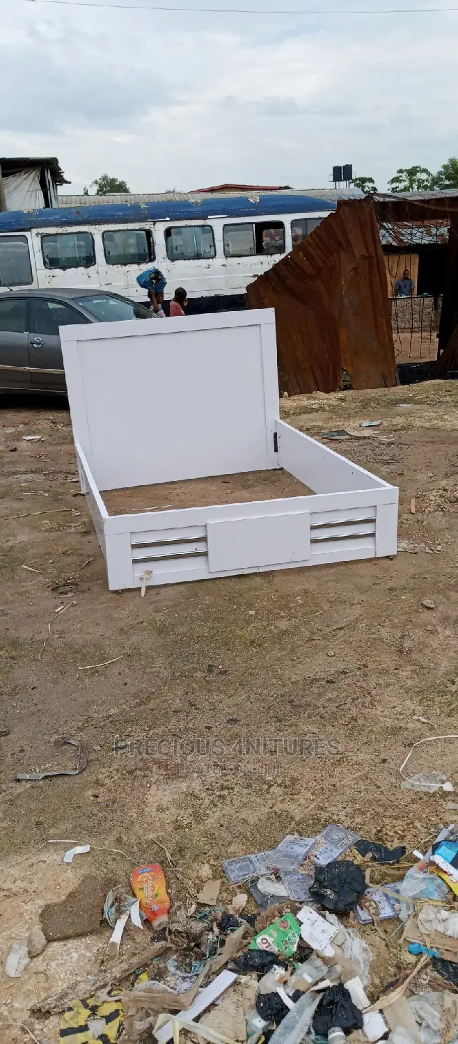 Bed Stand/Frame