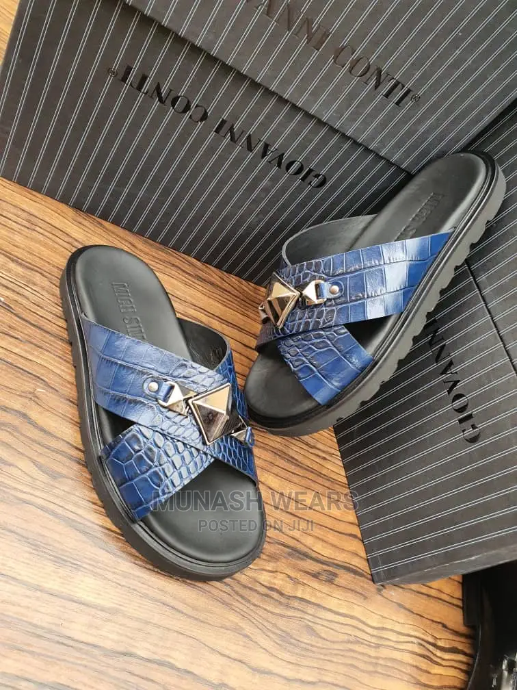 Italian Leather Giovanni Conti Slipers