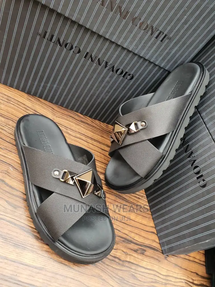 Italian Leather Giovanni Conti Slipers