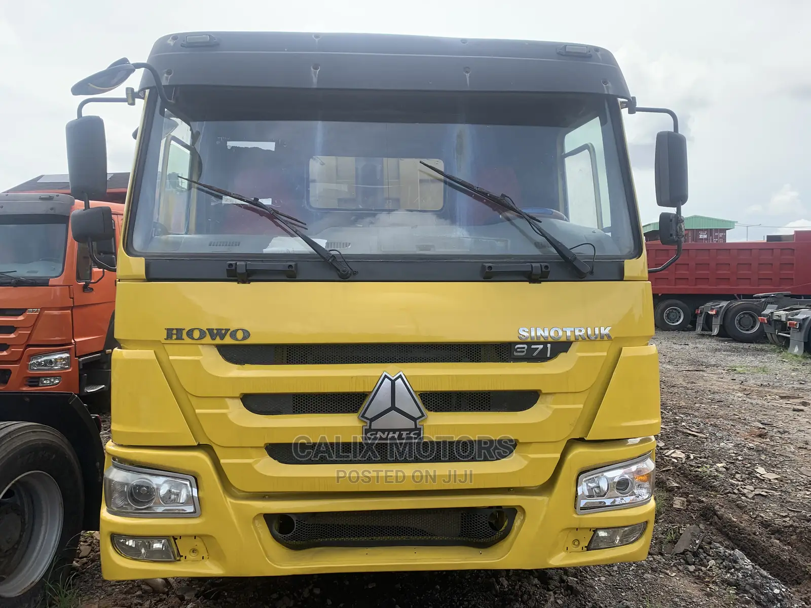 Foreign Used Howo CNHTC Truck 10 Tires