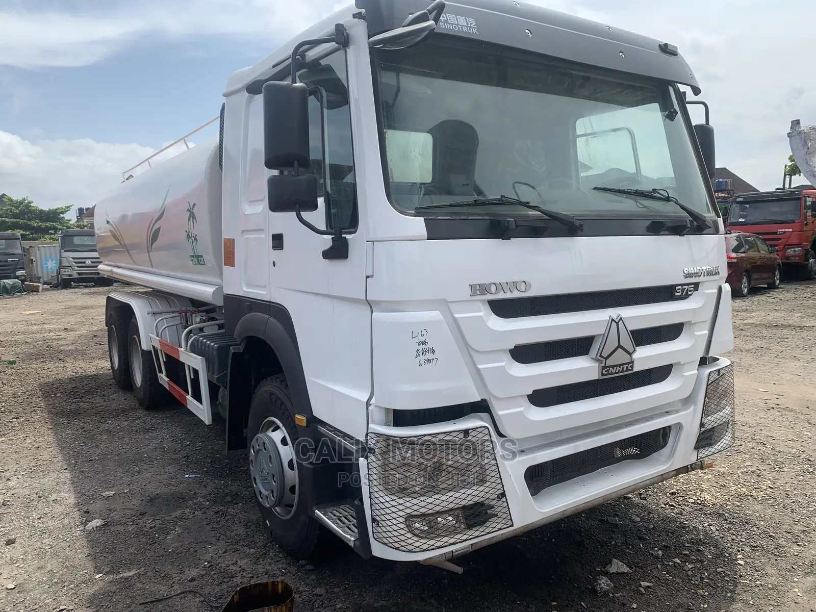 New Arrival Foreign Used Howo CNHTC Water Tanker Truck.