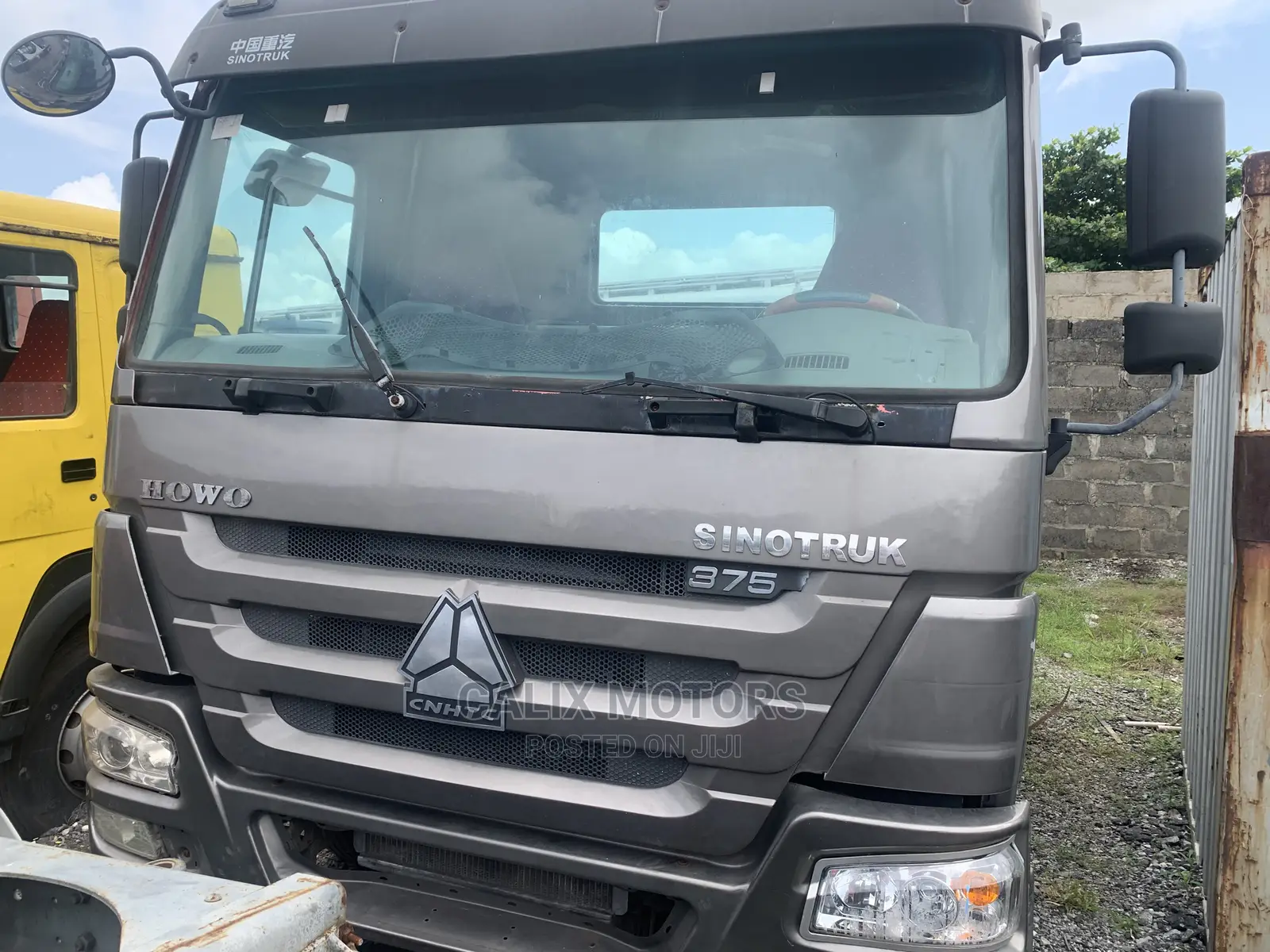 Foreign Used Howo CNHTC Truck Head Gray Color