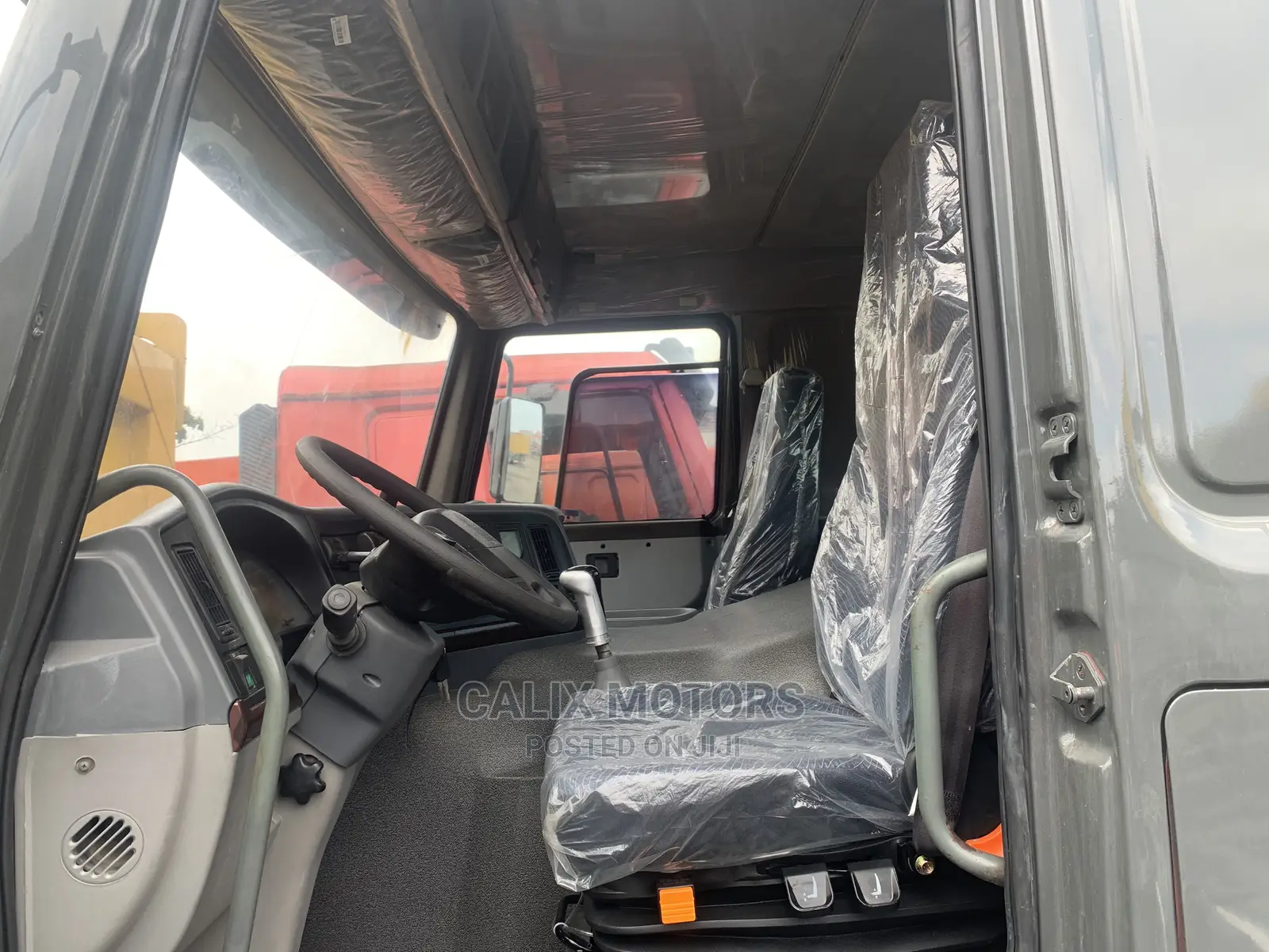 Foreign Used Howo CNHTC Truck Head Gray Color