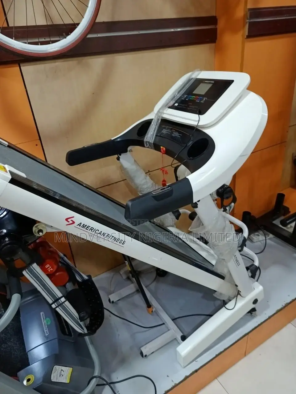 2.5 American Fitness Treadmill