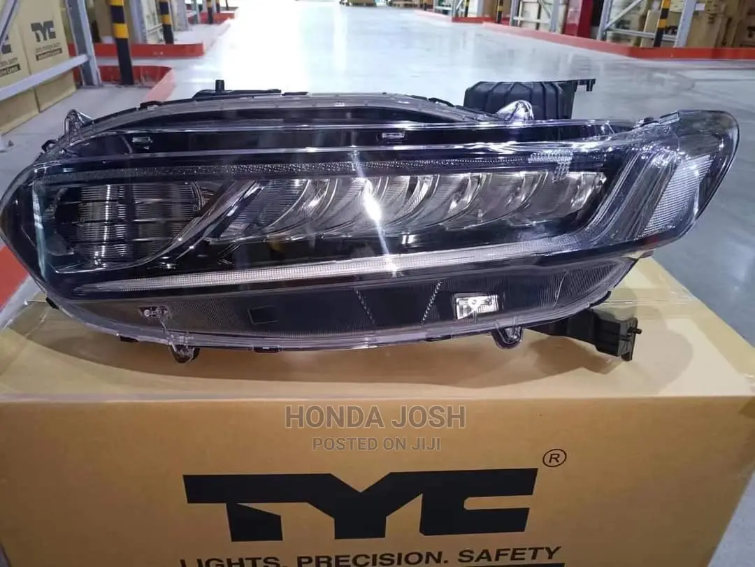 Headlights 2018/2022 Honda Accord (Sports Type)