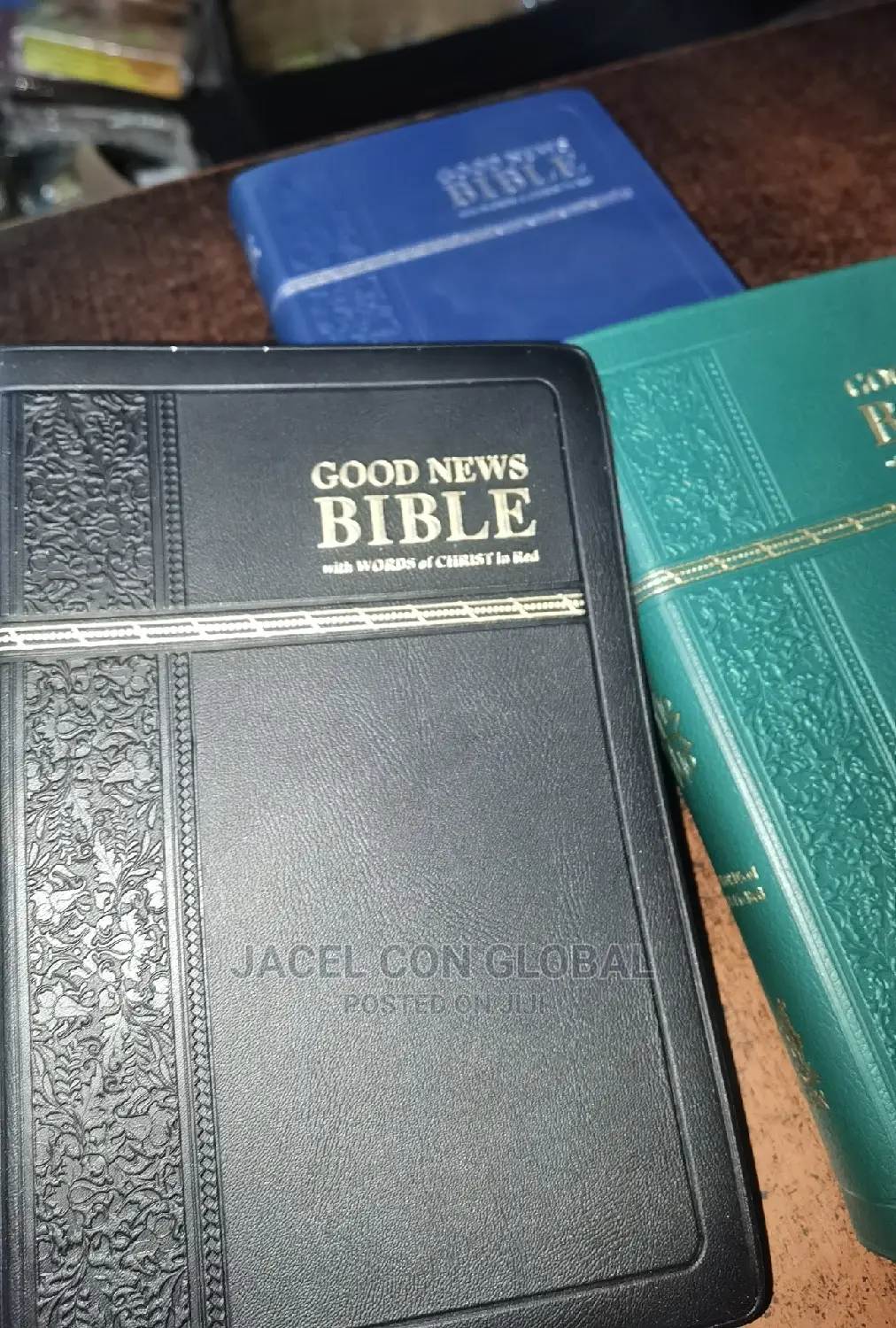 Good News Bible ( Leather Cover in Medium Size )
