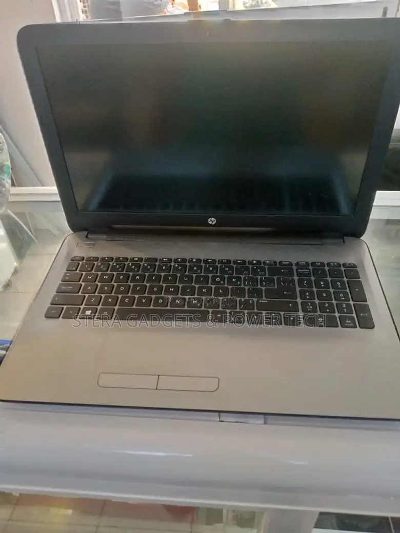 Laptop HP 15 8GB AMD A8 SSD 256GB