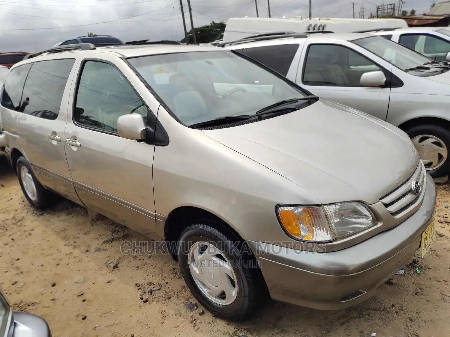 Toyota Sienna XLE 2002 Silver