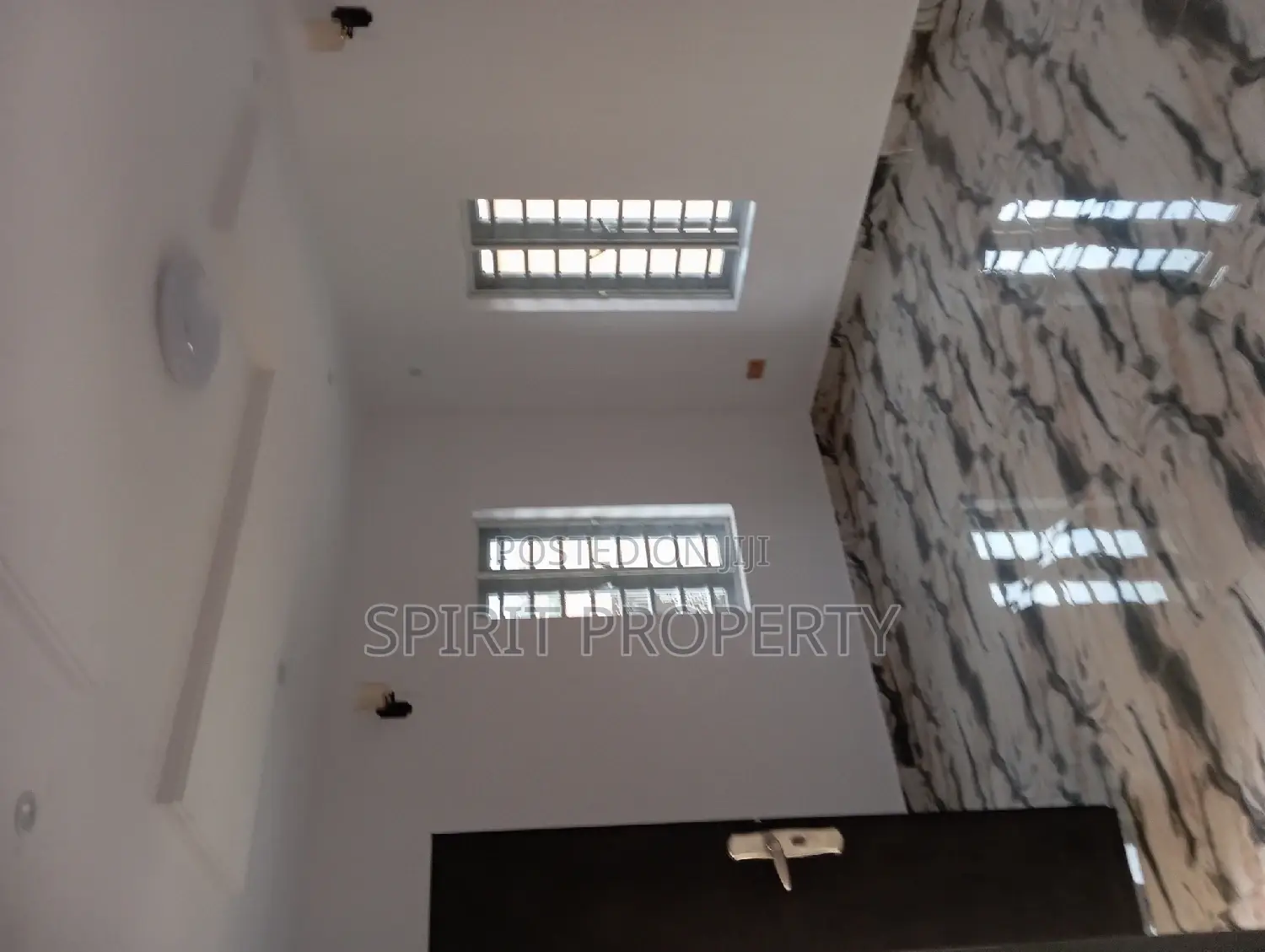 3bdrm Apartment in Shangisha, Magodo for rent