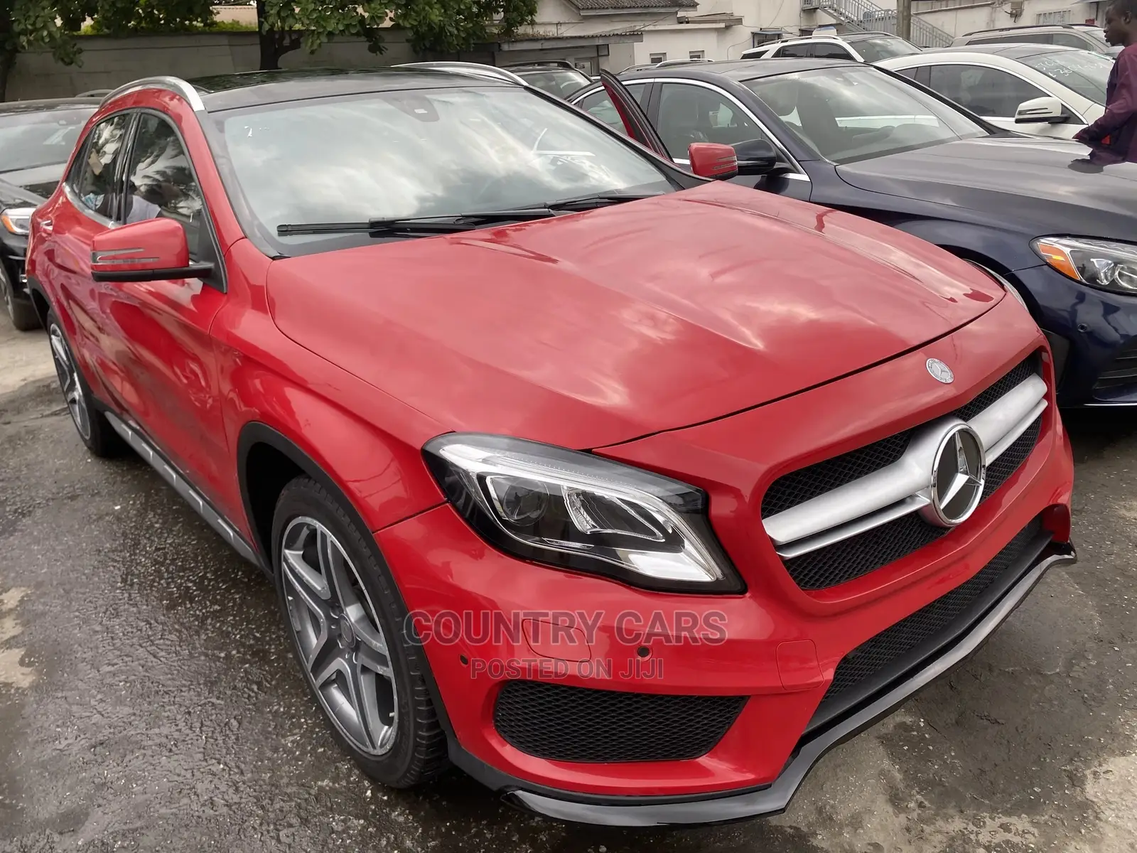 Mercedes-Benz GLA 250 2017 Red