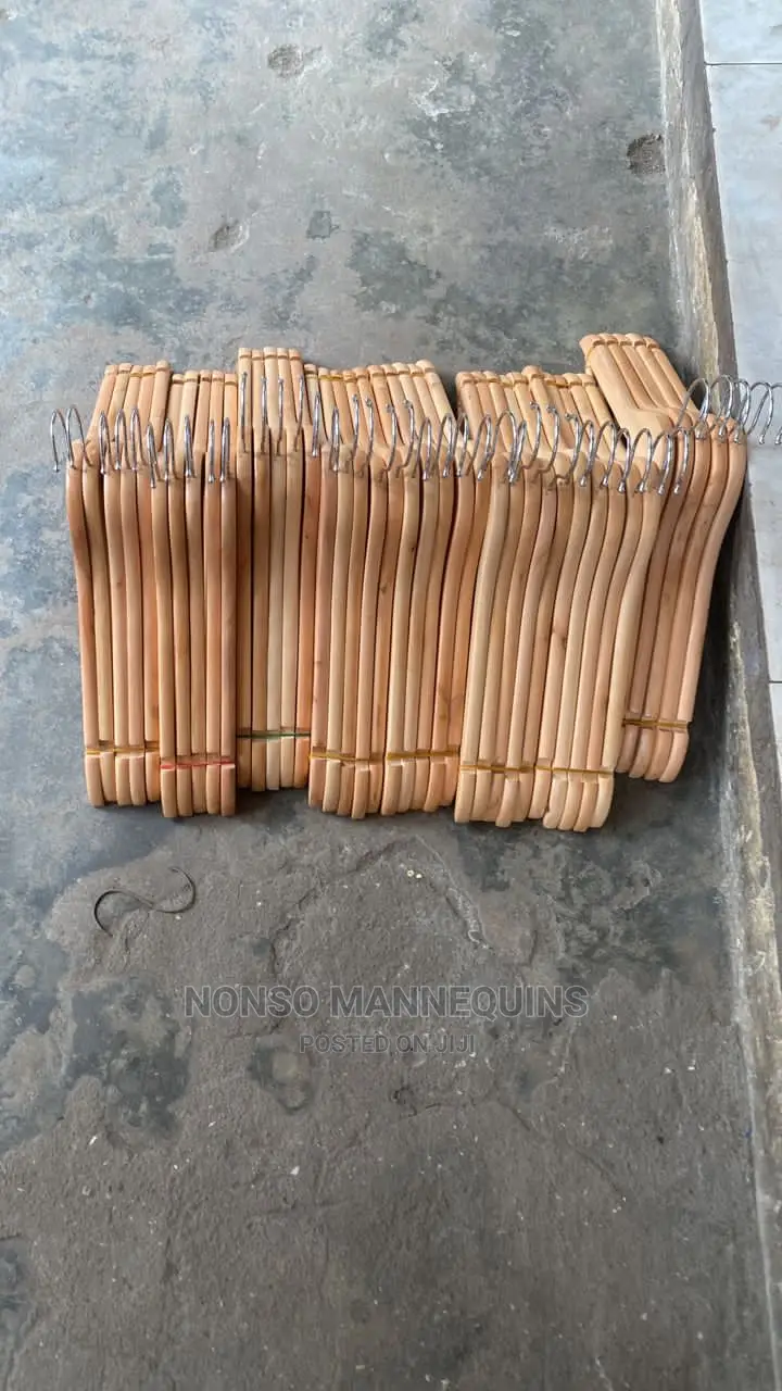 Best Seller Wooden Hangers With Quality