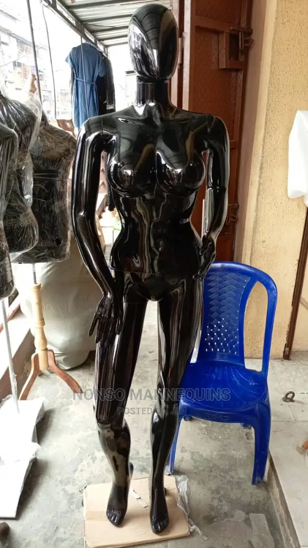 Glossy Black Size 12 Female Faceless Dummy