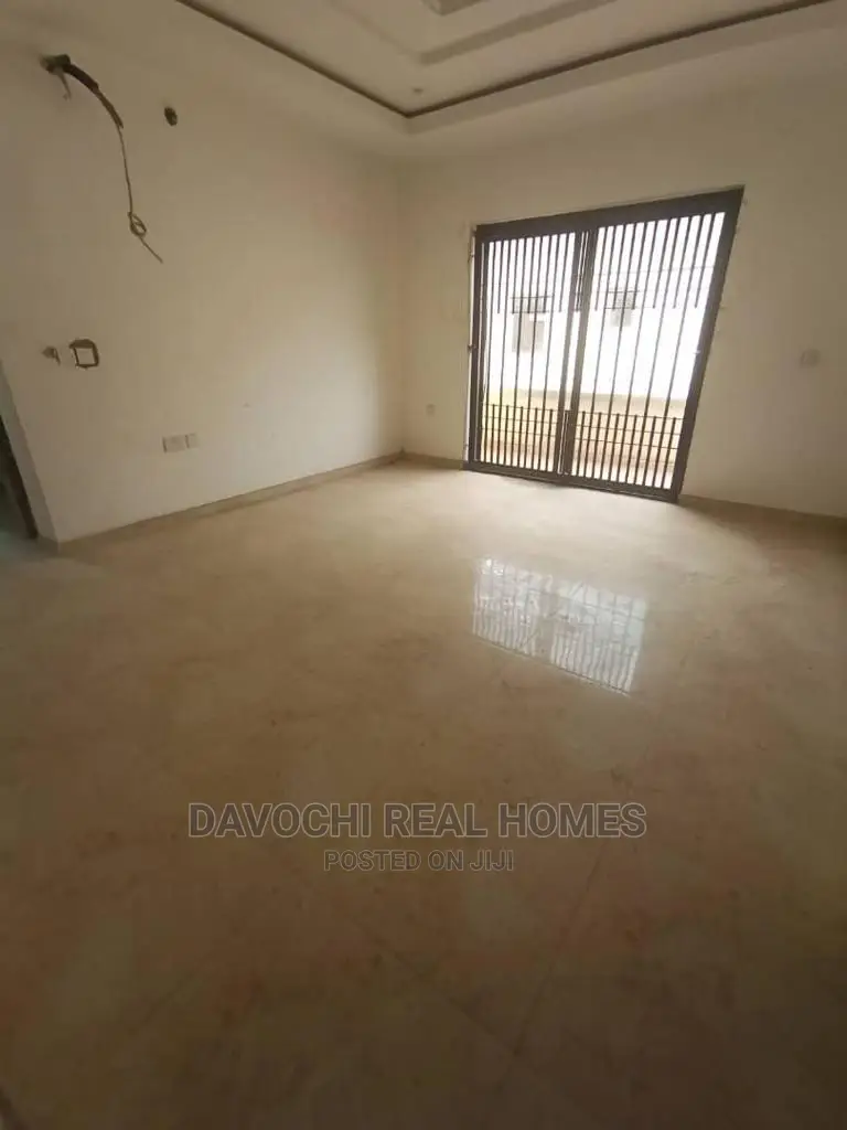 4bdrm Duplex in Ikota Estate, Lekki for rent