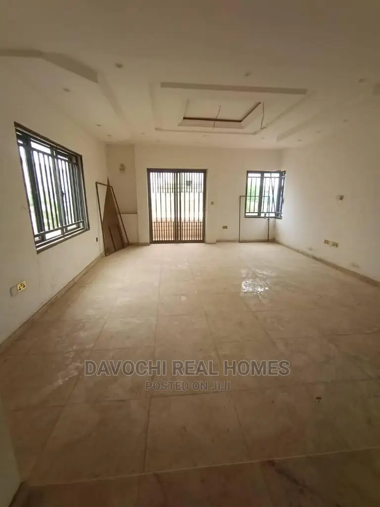 4bdrm Duplex in Ikota Estate, Lekki for rent